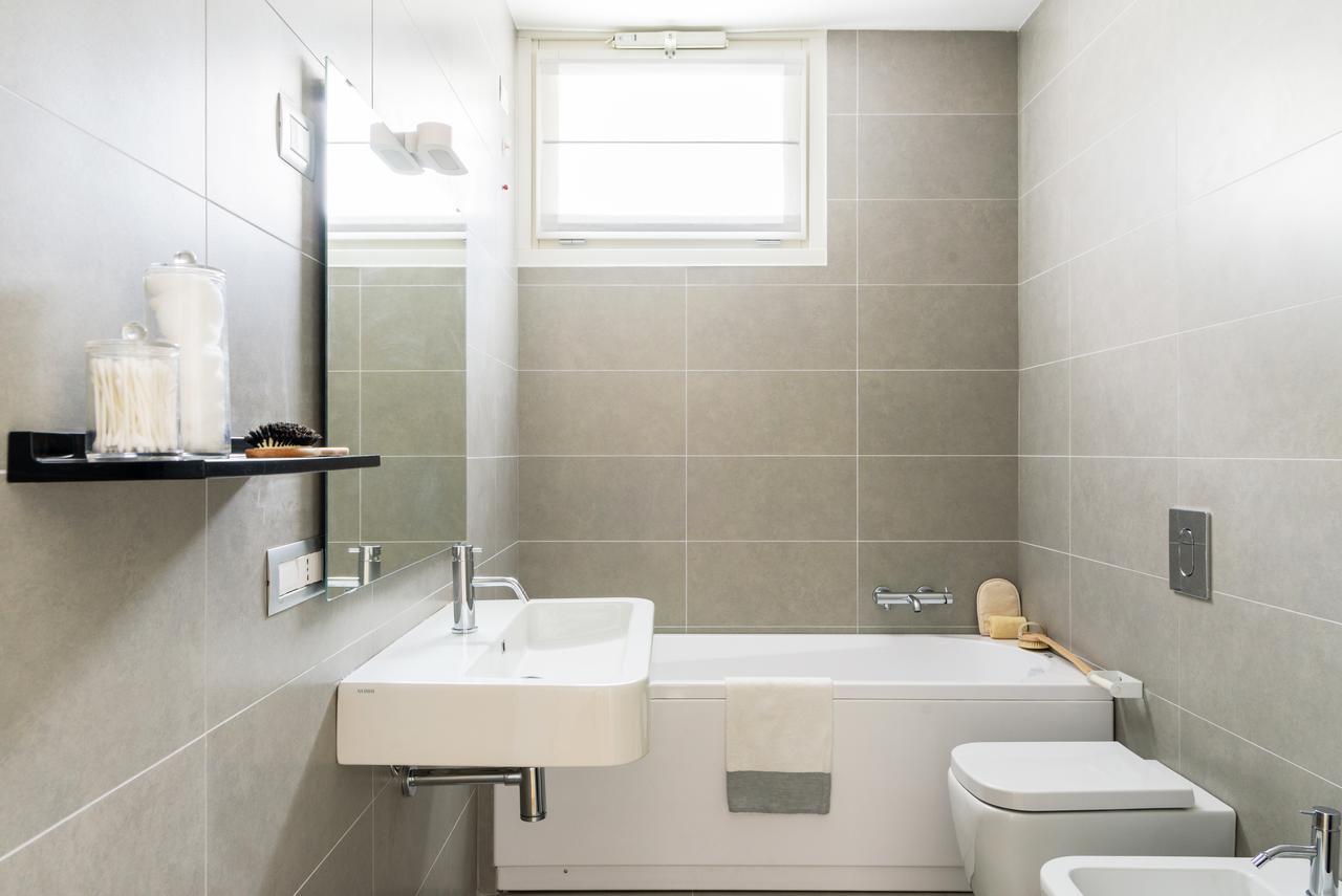 Altido Lovely 1-Bed Flat With Balcony & Free Parking Milano Exteriör bild