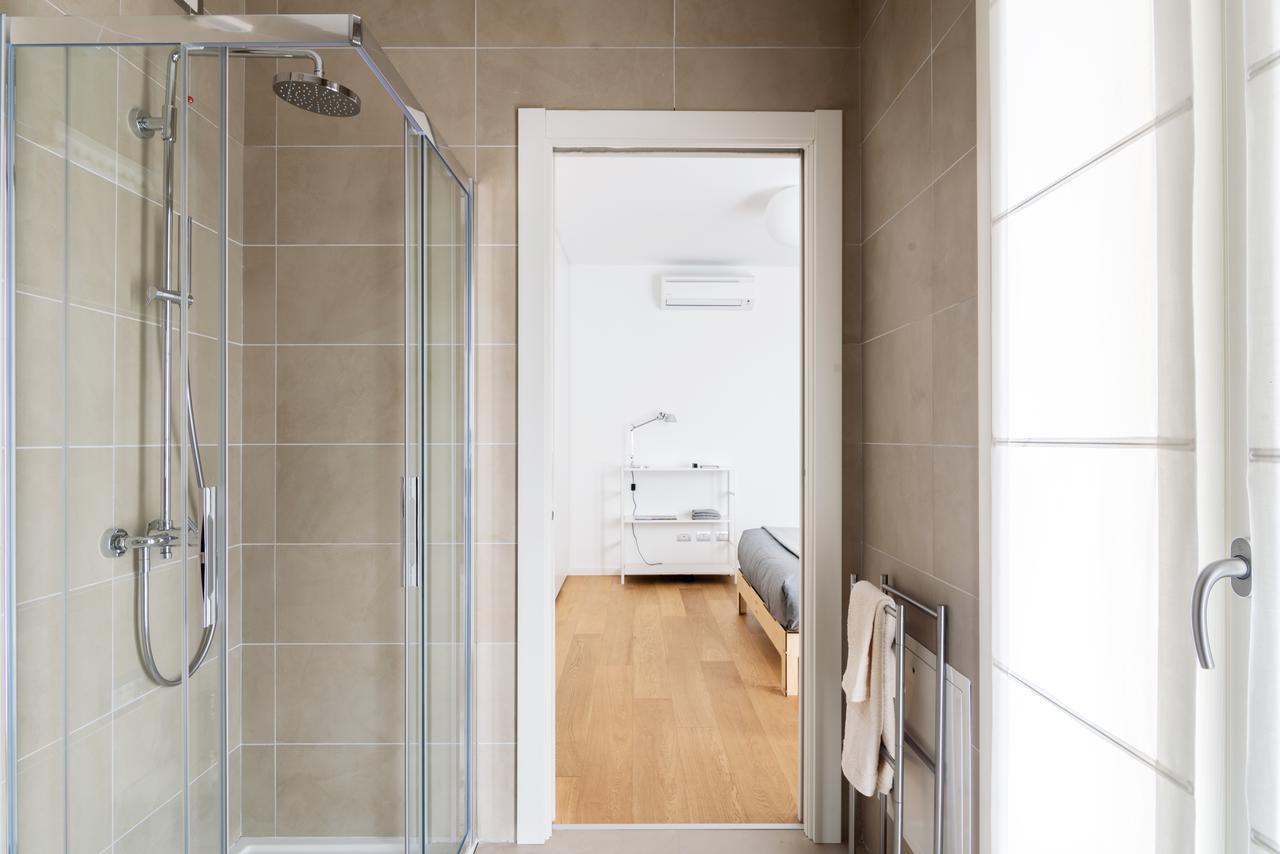 Altido Lovely 1-Bed Flat With Balcony & Free Parking Milano Exteriör bild